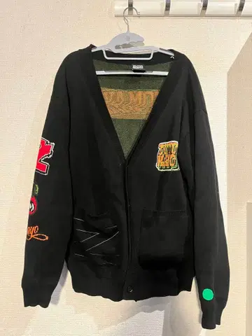 계속 한밤중이면 좋을 텐데 니트 가디건