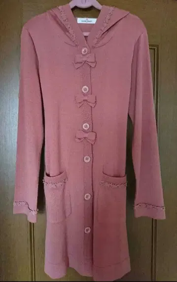 갤러리 비스콘티 가디건