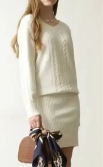 핑키앤다이안 니트 원피스