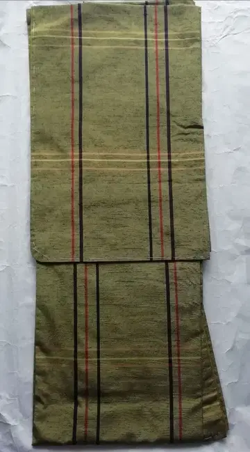 기모노 올리브 그린 스트라이프 패턴 새상품