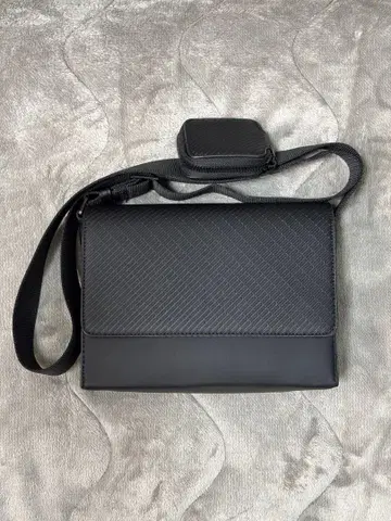 ZARA 숄더백 바디백