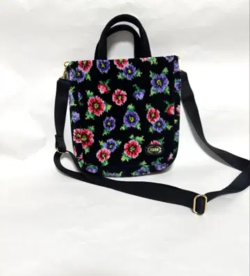 페이러 아네모네 쁘띠 토트 숄더백