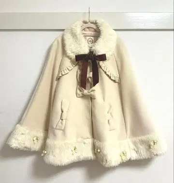 Ank Rouge 앙크루즈 판초 코트 리본 케이프 화이트