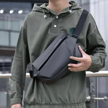 새상품 숄더백 남성용 사선 경량 대용량 그레이