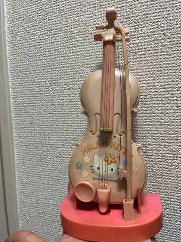헬로키티 바이올린 작동 확인 완료