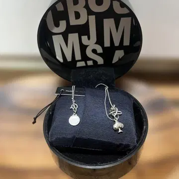 마크바이마크제이콥스 실버 액세서리 스페이드