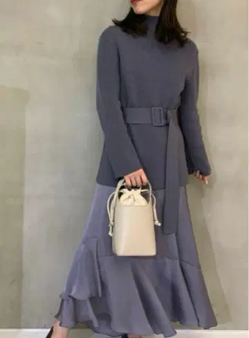 FRAY I.D 새틴 프릴 스커트 셋업