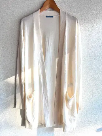 띠어리 아이보리 가디건 38 사이즈