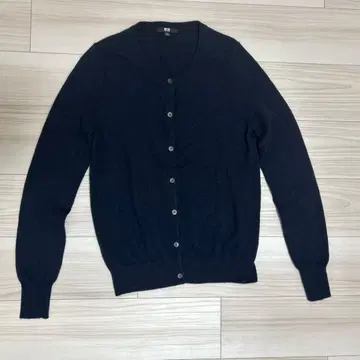 유니클로 캐시미어 크루넥 가디건