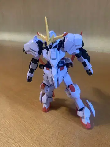 HG 건담 화이트 스타