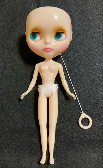 네오 브라이스 헤븐리 스트로베리 본체만 (두피 없음)