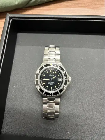 Omega Seamaster Professional 200m