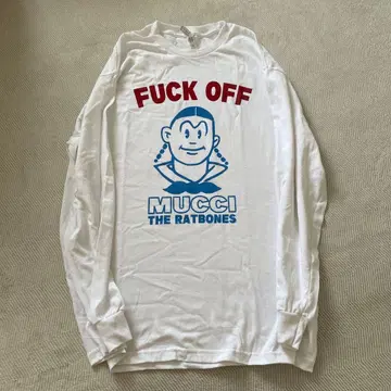 야나기야 무츠시와 랫본즈 롱T 셔츠