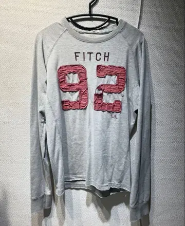 Y2K 00s archive damaged sweat shirts