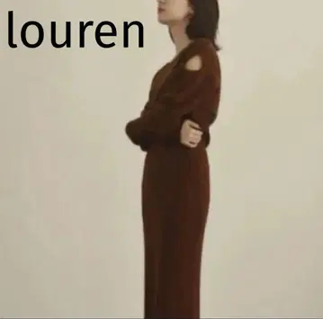 [ 새상품급 ] louren 숄더컷 니트 원피스 브라운