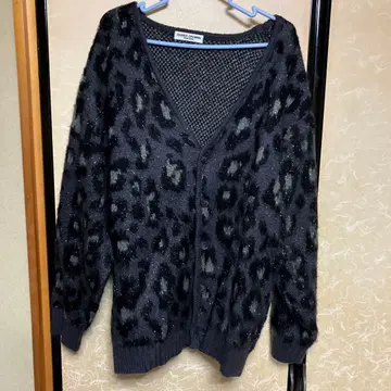 새상품급 레오파드 무늬 니트 가디건 M