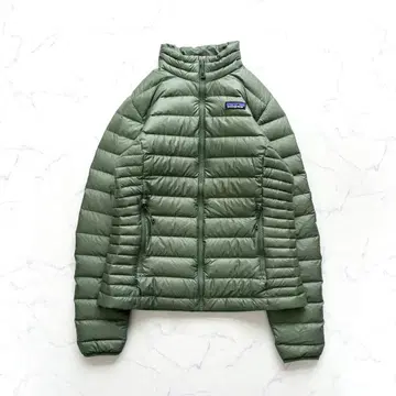 새상품급 파타고니아 다운 스웨터 다운 자켓 캠핑 그린 S