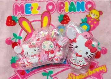 새상품 미개봉 메조 피아노 헬로키티 러버 마스코트 베리에 2개 세트