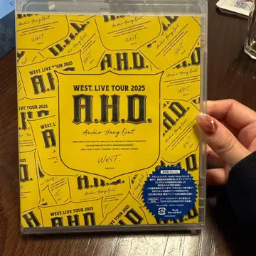 WEST LIVE TOUR 2025 A.H.O. (Blu-ray 디스크)
