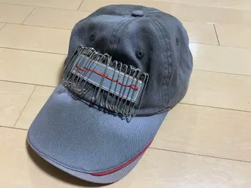 esprit d'escalier 캡 그레이