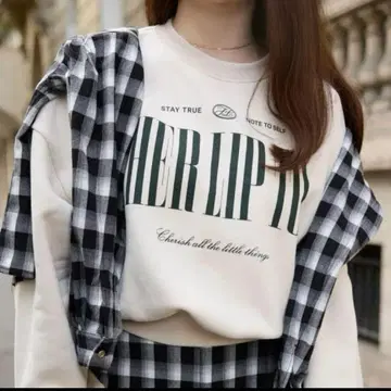 Herlipto Cherish 오버사이즈 스웨트셔츠