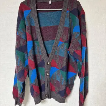 [ 가격 인하 가능 ] [ 새상품급 ] 멀티 컬러 V넥 가디건