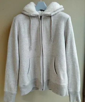 유니클로 보아 속기모 후드 부착 후드티 L 사이즈 그레이