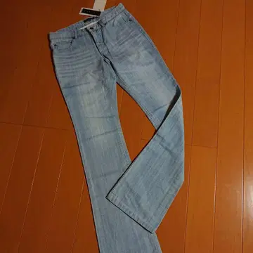 미사용 띠어리 데님 사이즈 4