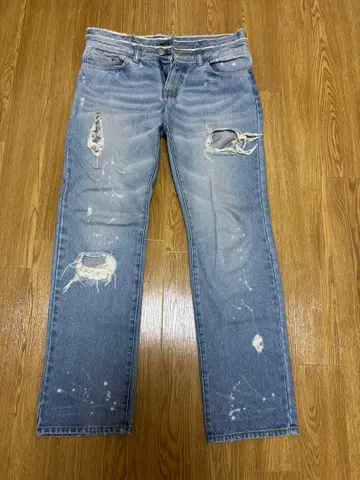 데미지 가공 데님