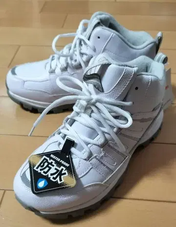 랜드마스터 방수 스노트레 화이트 스니커즈 25cm