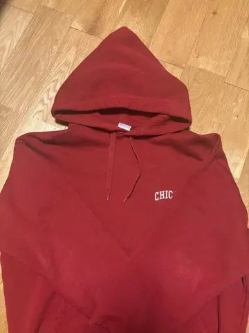 Champion 빨간색 후드티 L 사이즈 CHIC 자수