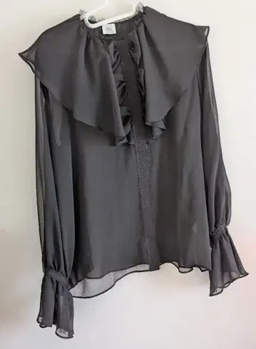 이에나 블랙 리본 블라우스