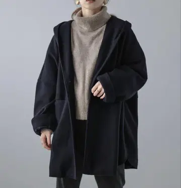 미사용 새상품 후드 부착 판초 코트 네이비