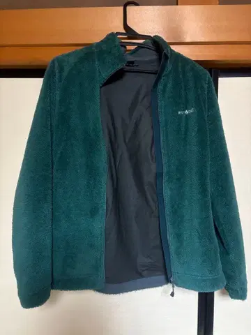 montbell 다크 그린 점퍼