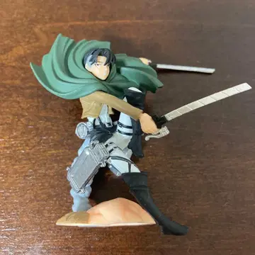 진격의 거인 리바이 피규어 캡슐Q 캐릭터즈