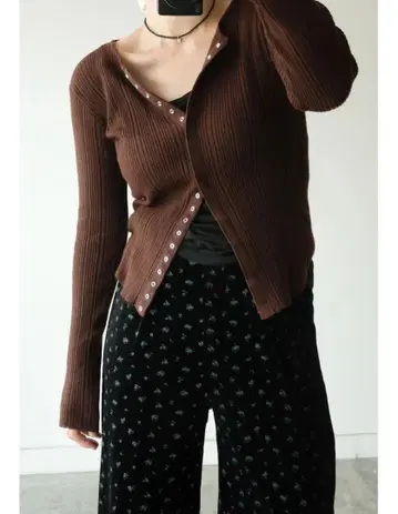 랜덤 리브 니트 가디건