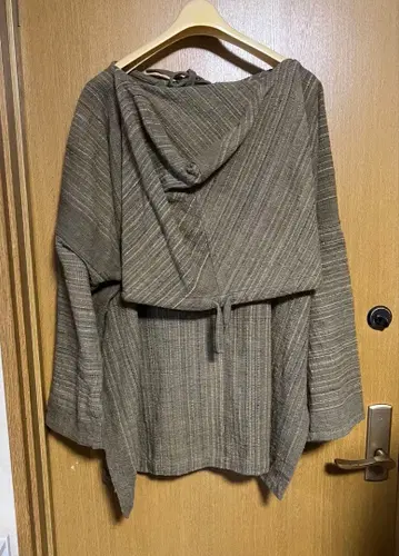 우사토 의류 스트라이프 긴팔 상의