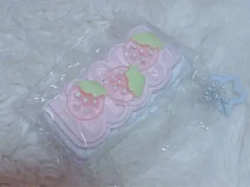 얼음 버터 딸기 핑크  스퀴즈 kikisquishy