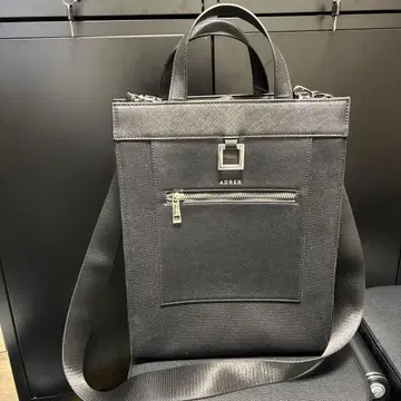 ADRER 블랙 토트 숄더백