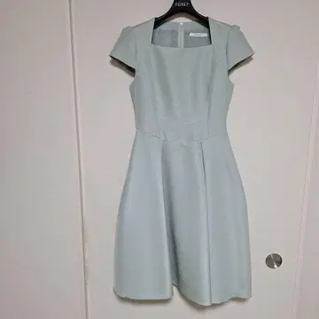 FOXEY 민트 그린 무릎 기장 원피스 반팔