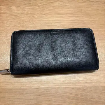 BOSS 블랙 가죽 장지갑