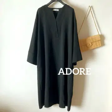 어도어*고급 스트레치 조젯 빅 실루엣 원피스*