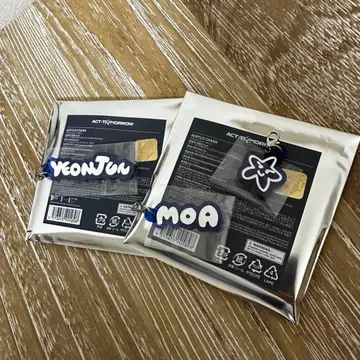 TXT ACT:TOMORROW 아크릴 참 [ 영준 ]