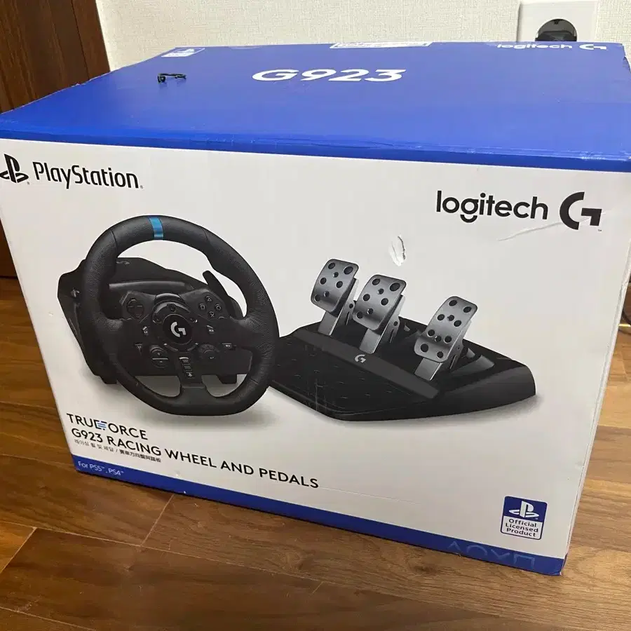 Joytron Powershift Revolution Racing Wheel (Including Pedals) #레이싱휠,#조이트론,#PC레이싱휠,#유로트럭,#XBOX  on Bunjang Global Site.
