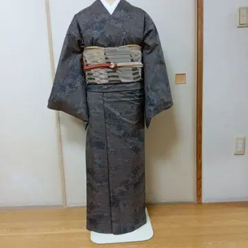다크 브라운 꽃무늬 오시마 명주 기모노