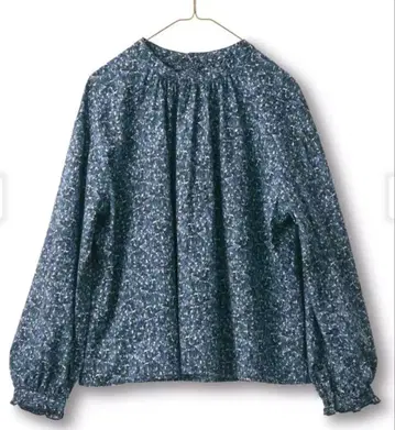 써니클라우드 feat. HOKKOH 꽃잎 블라우스 L