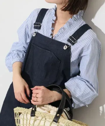 SLOBE IENA V넥 스탠드 프릴 블라우스