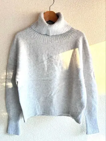 IENA 그레이 터틀넥 스웨터 긴팔