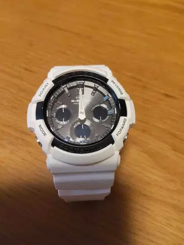 G-SHOCK GAW-100B 화이트 배터리 방전