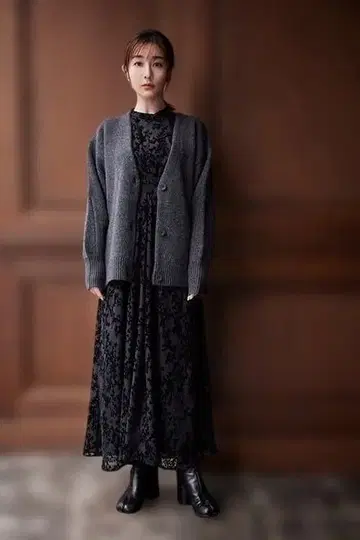 CLANE 다나카 미나미 콜라보 그레이 가디건